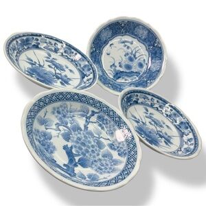 Japanese Seikatsu Vintage Porcelain White & Blue Flower Bowls w/ Scalloped Edges